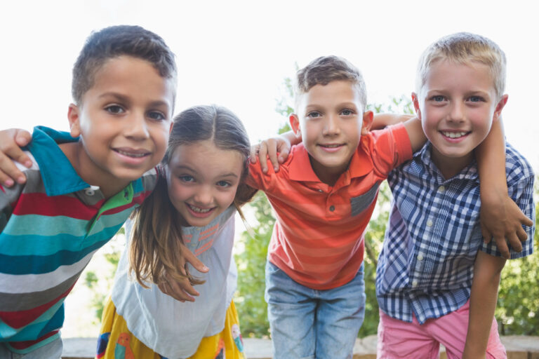 Smiling schoolkids